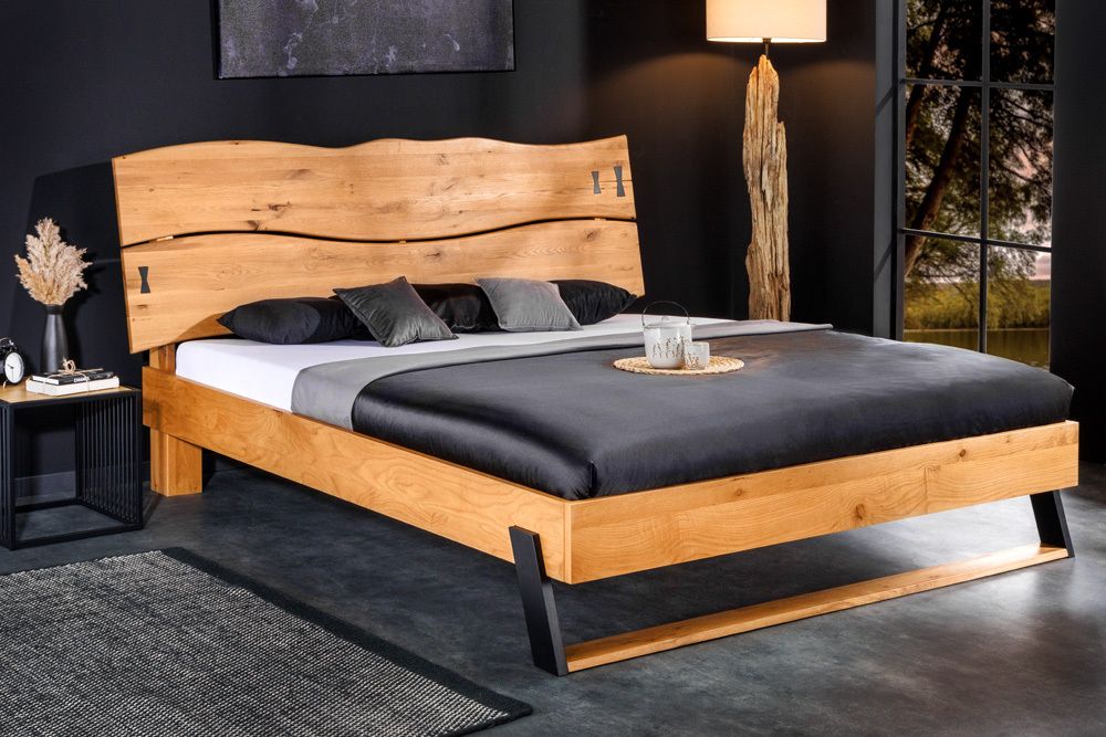 Massivholz Doppelbett AMAZONAS 180x200cm natur Wildeiche Baumkante