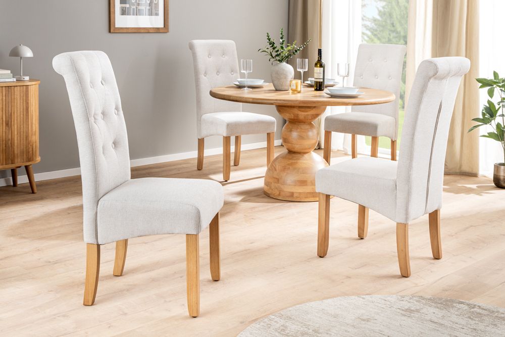 Design Stuhl CASA beige Strukturstoff Massivholzbeine mit Zierknöpfen und Nackenrolle
