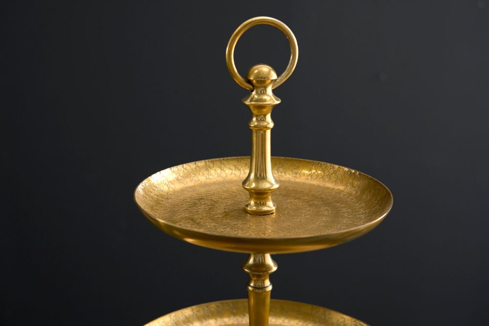 Etagere ORIENT 50cm gold im Hammerschlag Design mit drei Etagen