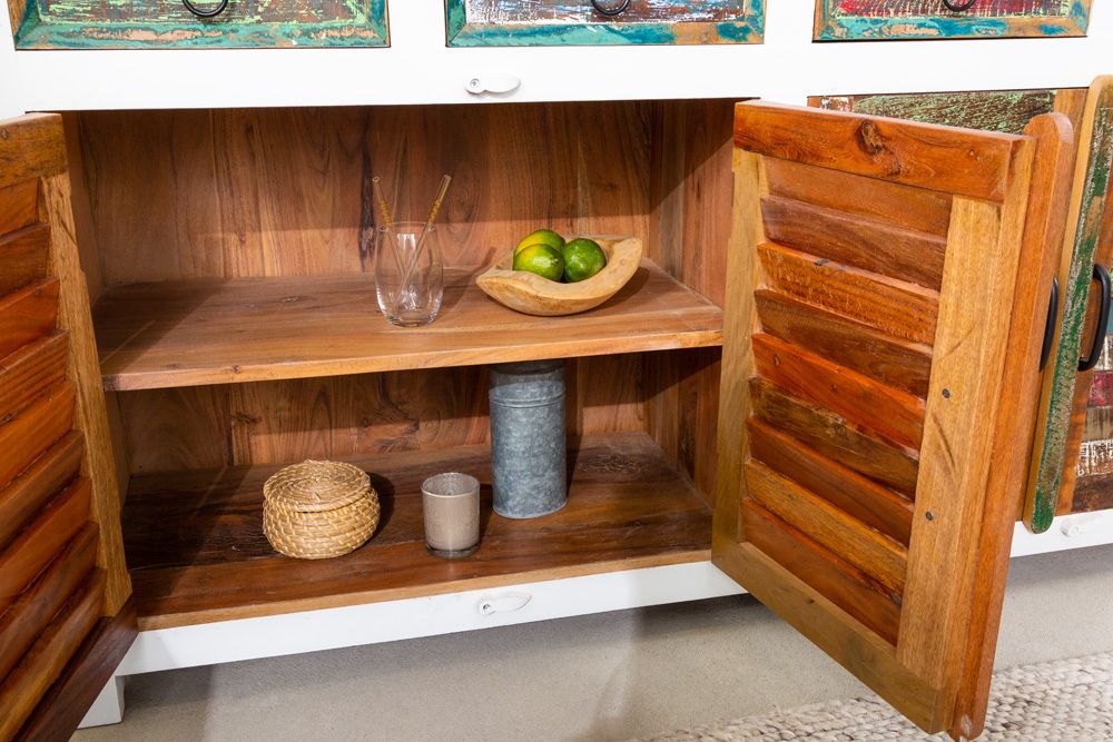 Einzigartiges Sideboard JAKARTA 160cm weiß bunt recyceltes Massivholz aus Fischerbooten