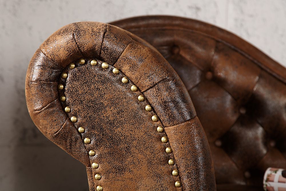 Chesterfield Récamière 170cm antik braun mit Knopfheftung und Nietenbesatz