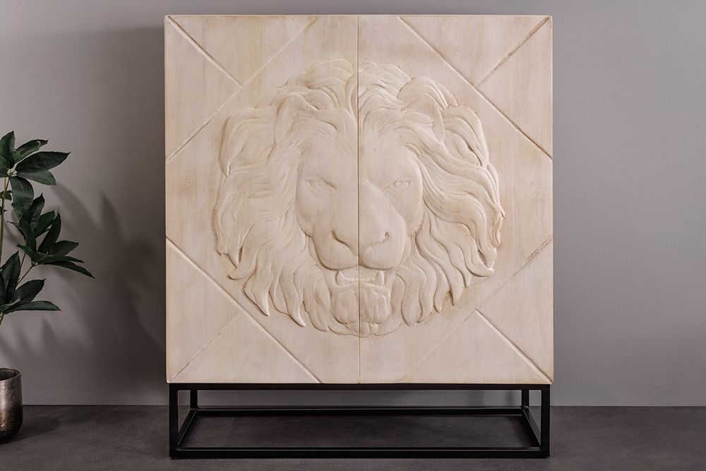 Massives Highboard LION 120cm creme Mangoholz schwarz Metall 3D Schnitzereien Kunstwerk