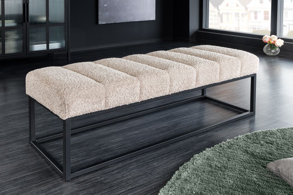 Design Sitzbank PETIT BEAUTÉ 110cm champagner greige Bouclé schwarzes Metallgestell