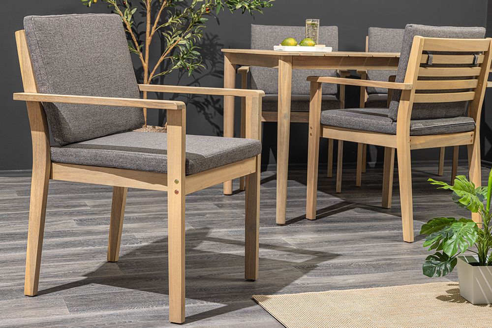 Massiver Gartenstuhl KOPENHAGEN natur Akazienholz anthrazit In- und Outdoor inkl. Kissen