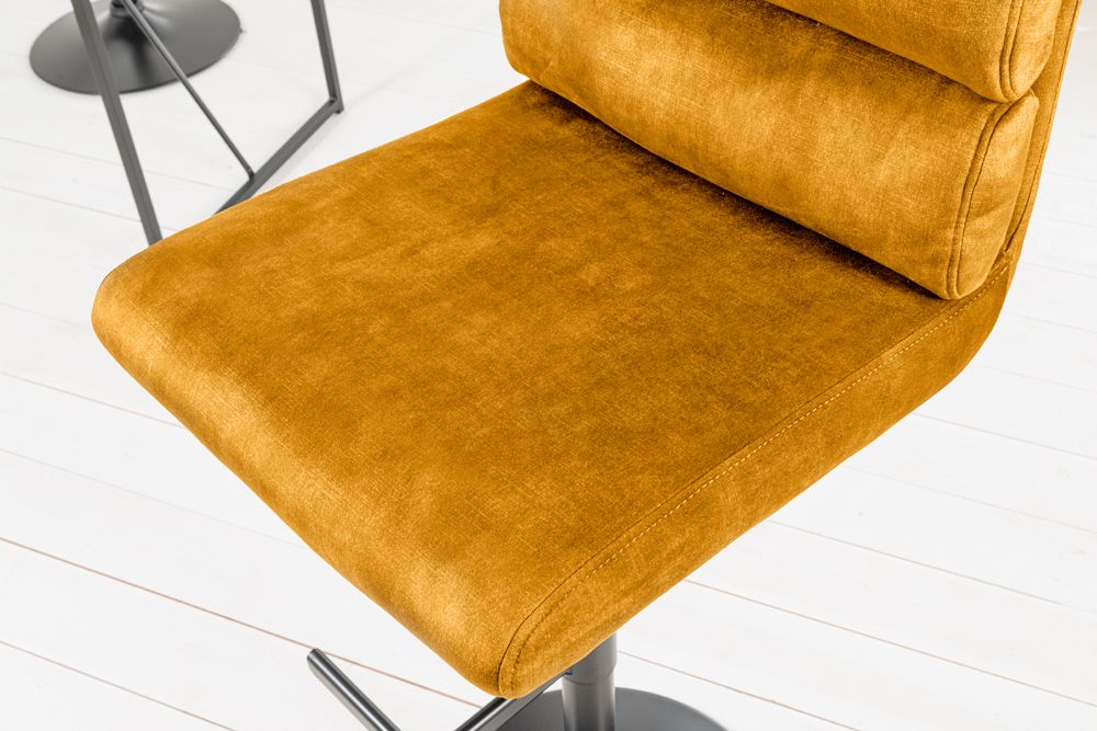 Höhenverstellbarer Barhocker COMFORT senfgelb Samt drehbar mit Lehne Metall schwarz