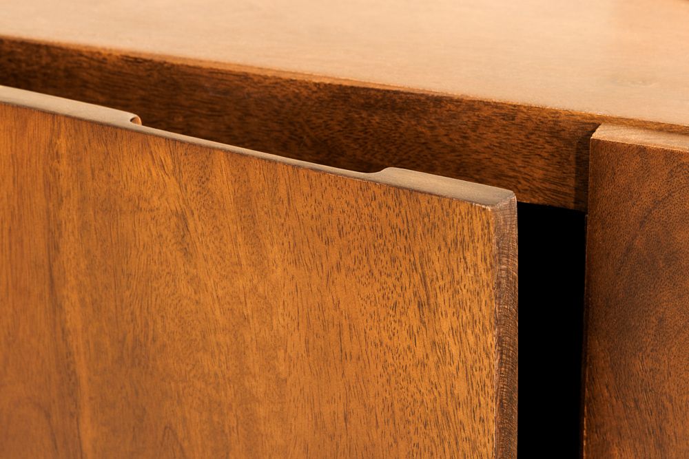 Massives TV-Board BRASIL 160cm braun Mangoholz drei Fächer Lowboard