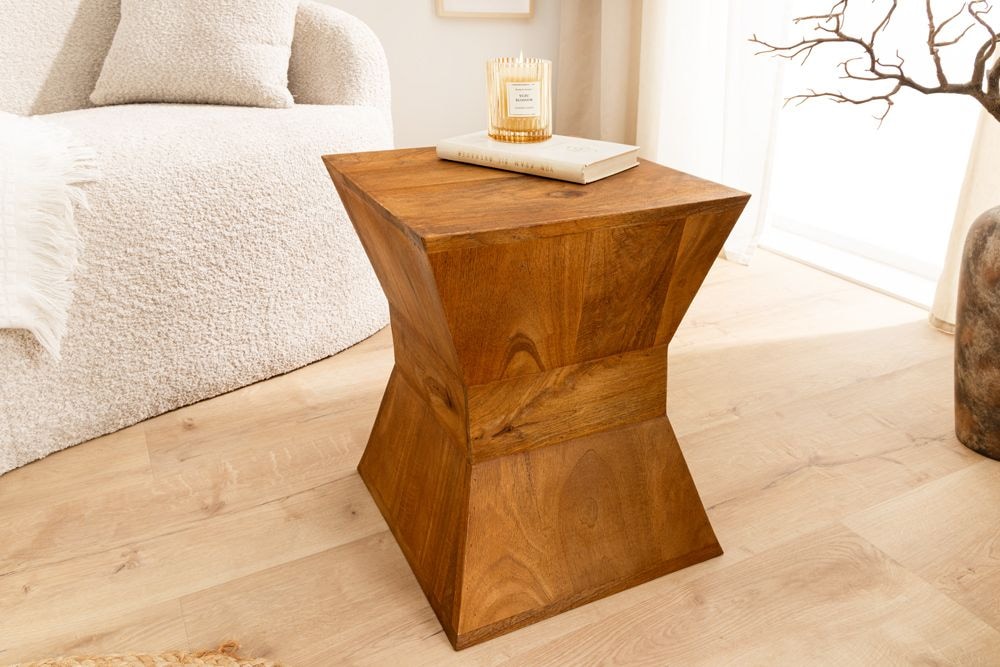 Massiver Beistelltisch PYRAMID 45cm braun Mangoholz honey finish Deko-Hocker