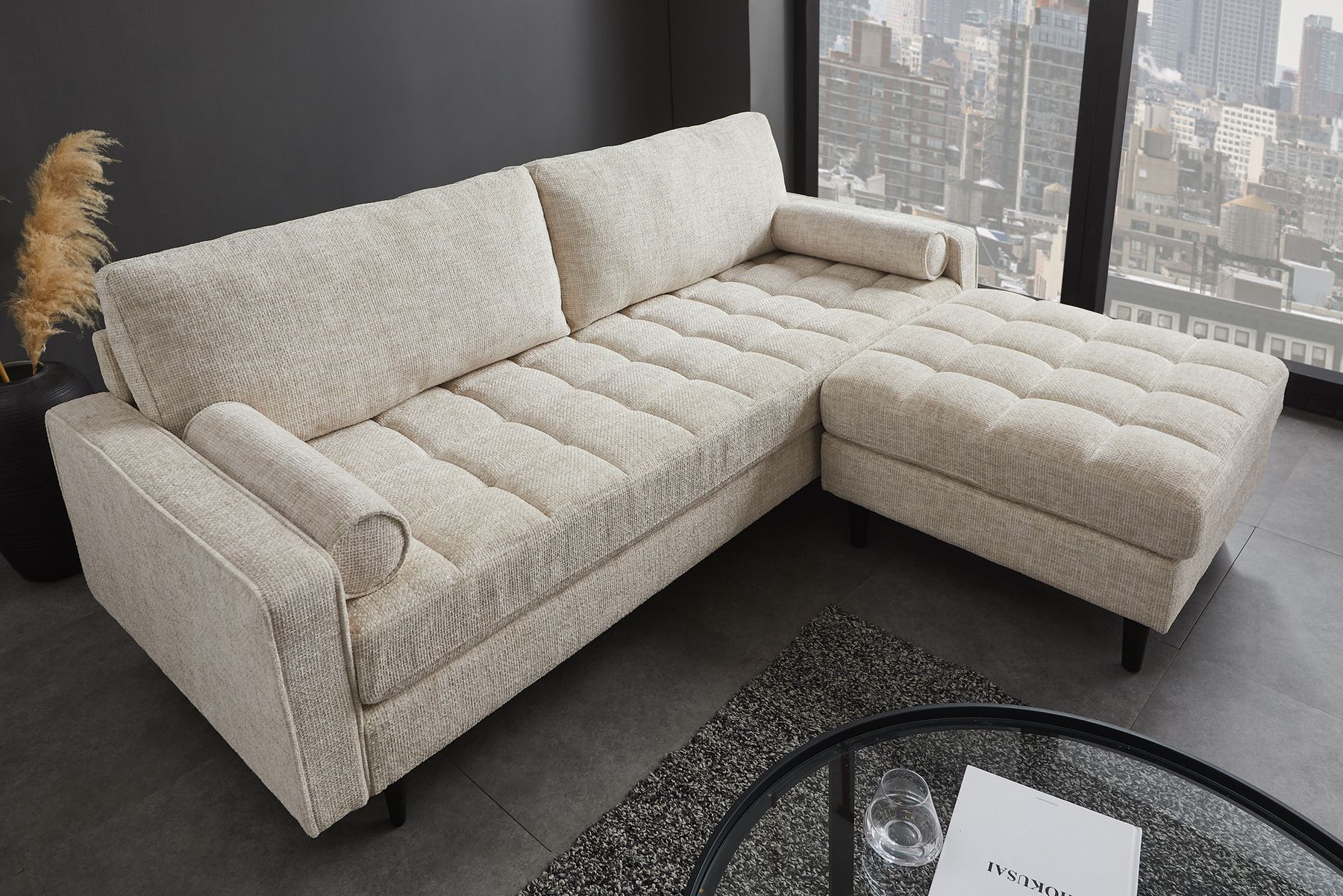 Design Sofa COZY VELVET 220cm beige Chenille Federkern 3-Sitzer mit goldener Kappe