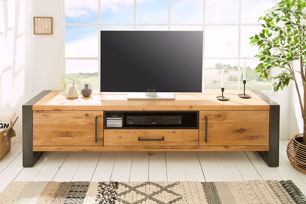 Massives TV-Board THOR 200cm Wild Eiche geölt Lowboard im Industrial Design