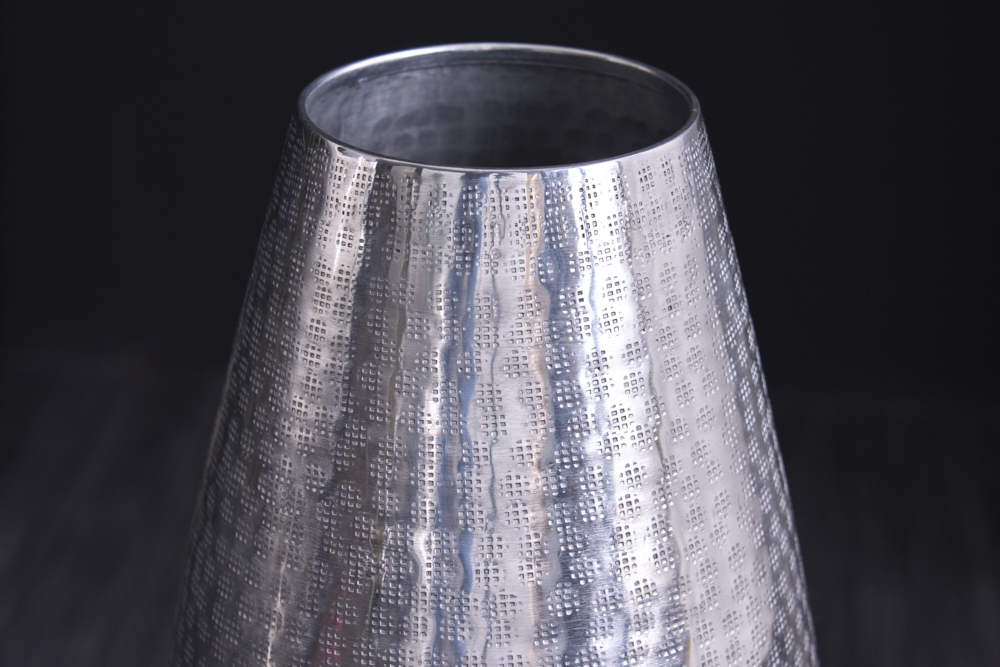 Elegante Vase ORIENT 50cm silber im Grid Hammerschlag Design
