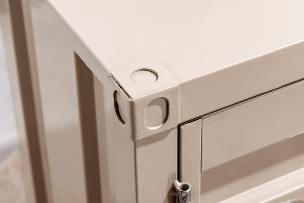 Container-Schrank GLOBETROTTER 80cm greige Metall Couchtisch mit Flügeltüren Kommode
