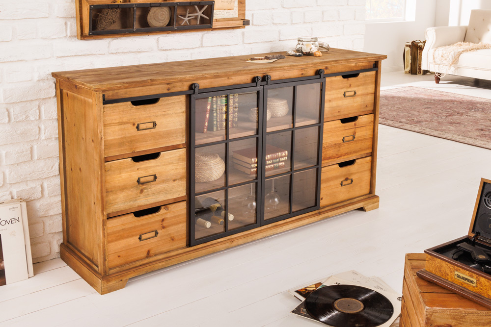 Massives Sideboard HERITAGE 150cm natur Pinienholz Industrial-Türen Metall Vitrine
