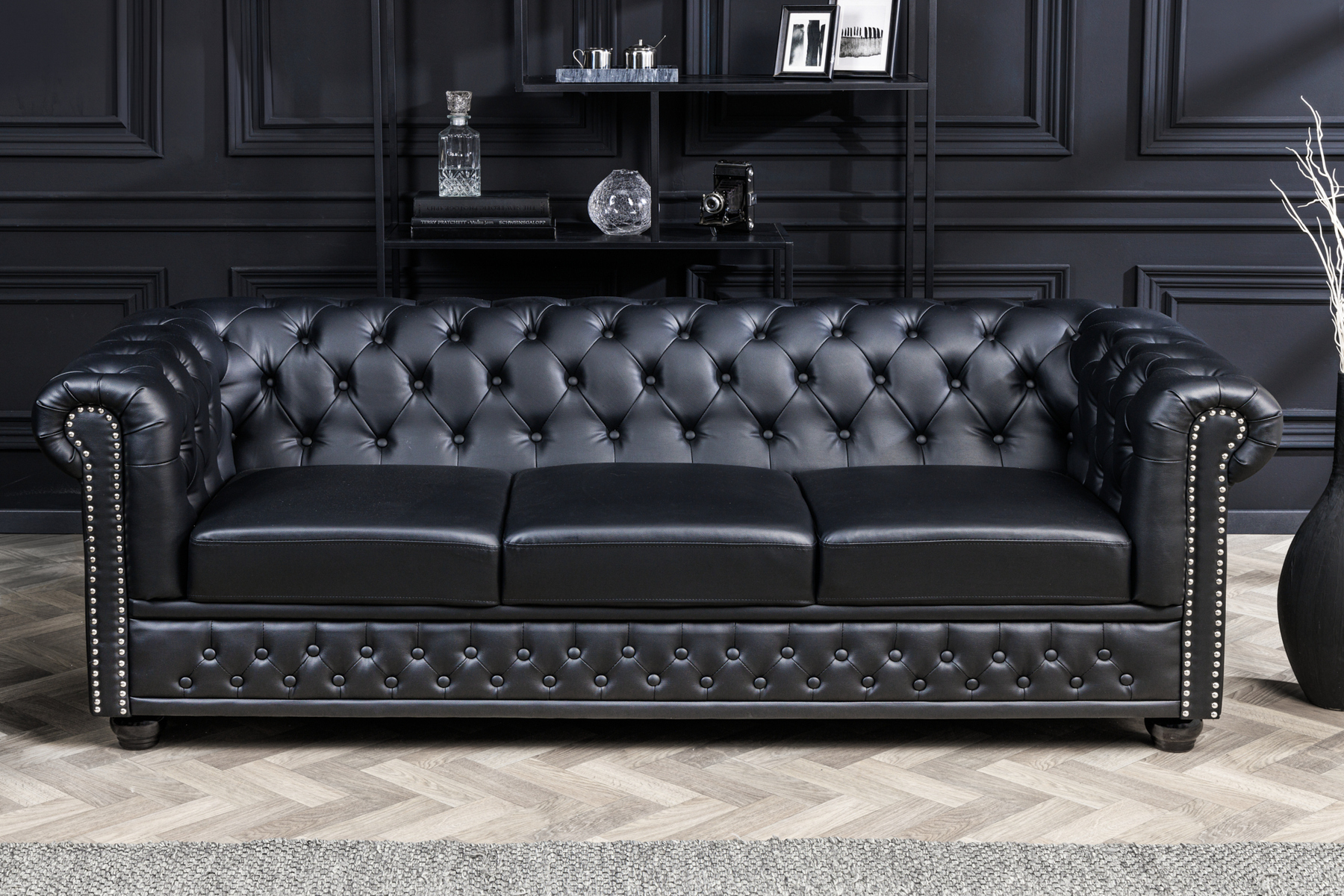 Chesterfield 3-Sitzer Sofa 205cm schwarz Nietenbesatz Federkern