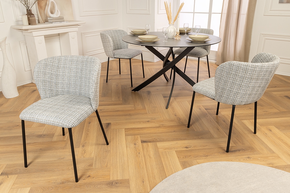 Design Stuhl LYON blau kariert Bouclé schwarze Metallbeine