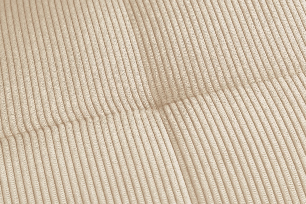 Moderner Design Stuhl TRES CHIC beige Cord schwarze Metallbeine Esszimmer