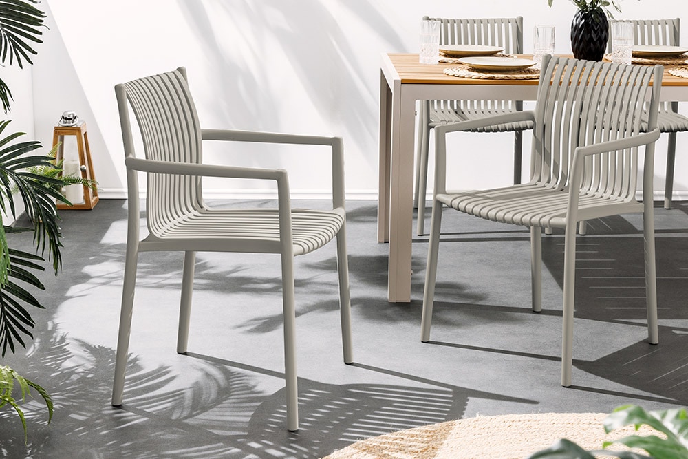 In- und Outdoor Stuhl STUDIO ITALIA greige stapelbar wetterfest Gartenstuhl