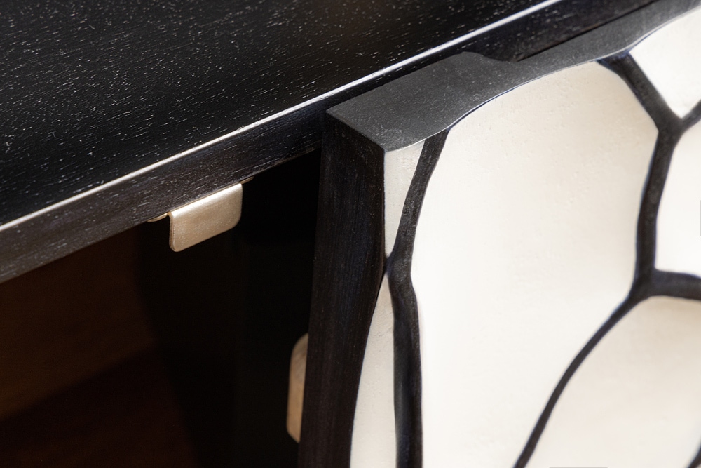 Massivholz Sideboard VULCANO 180cm weiß schwarz Mangoholz mit 3D Schnitzereien handmade Metallgestell gold