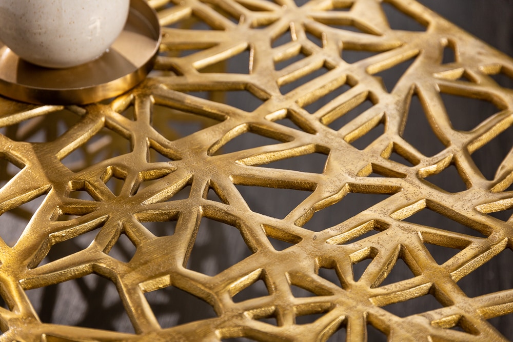 Handgearbeiteter Couchtisch ABSTRACT 60cm Alu gold im Gap Design