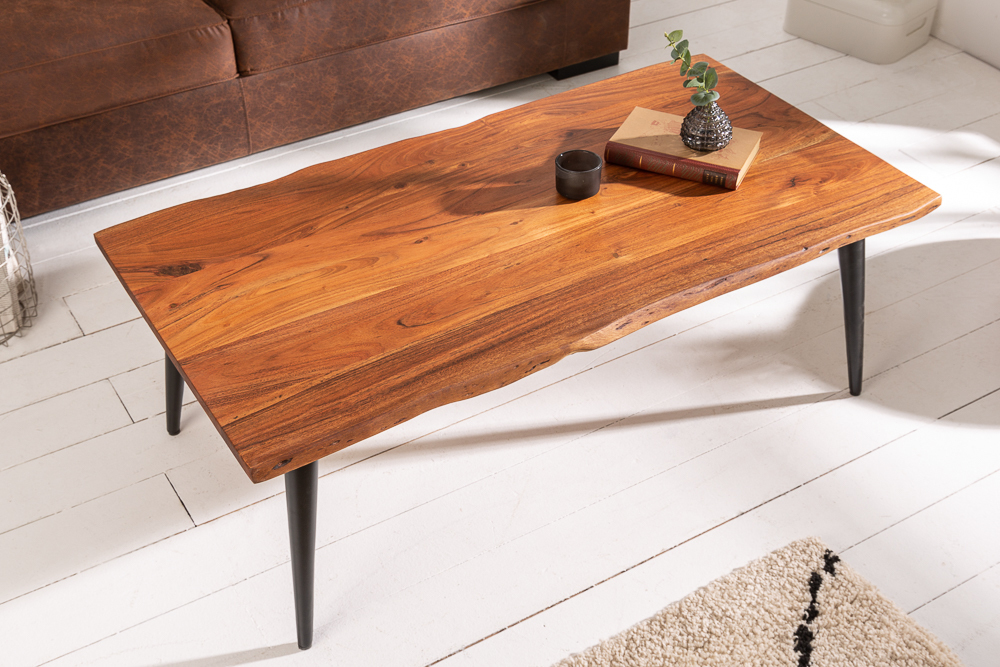Massiver Couchtisch ORGANIC LIVING 110cm natur Akazienholz mit Baumkante