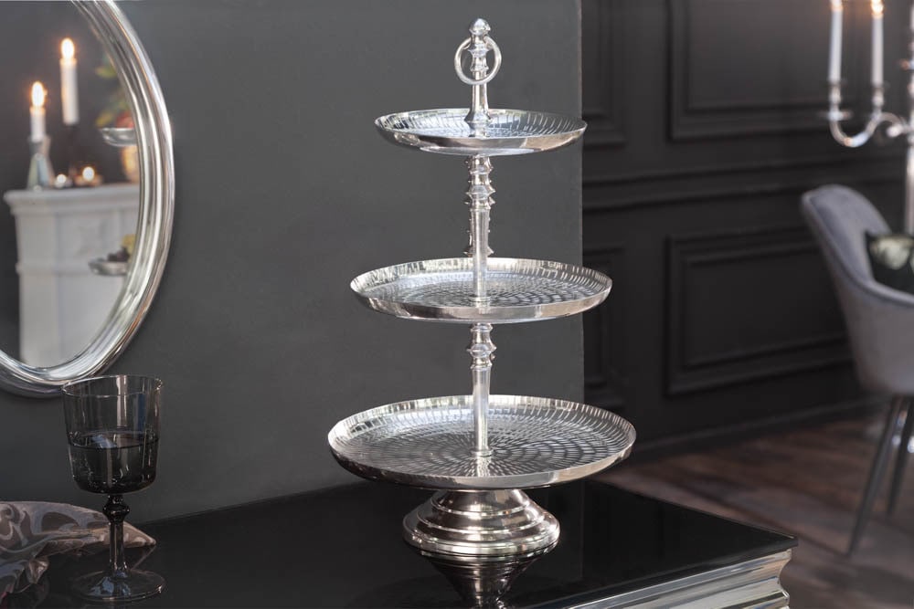 Elegante Etagere ORIENT 50cm silber im Rice Hammerschlag Design mit drei Etagen Elegante Etagere ORIENT 50cm silber im Rice Hammerschlag Design mit drei Etagen