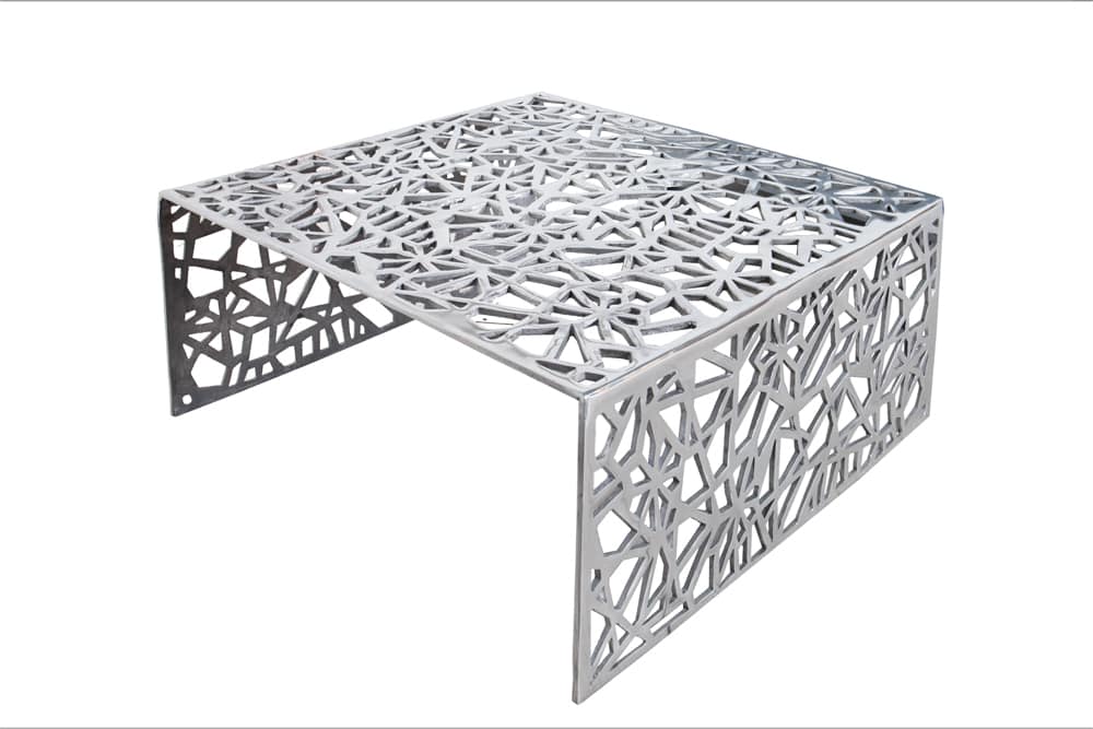 Handgearbeiteter Couchtisch ABSTRACT 60cm Alu silberfarbig im Gap Design