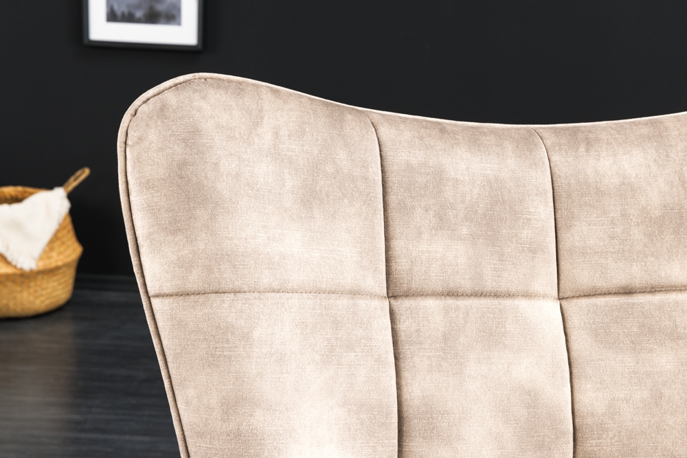 Moderner Sessel SCANDINAVIA champagner beige Samt schwarze Metallbeine mit Armlehne