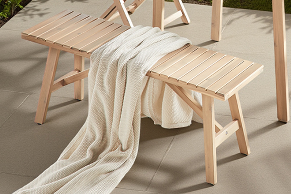 In- und Outdoor Sitzbank BALI 110cm natur hell Akazienholz wetterfest Balkonbank