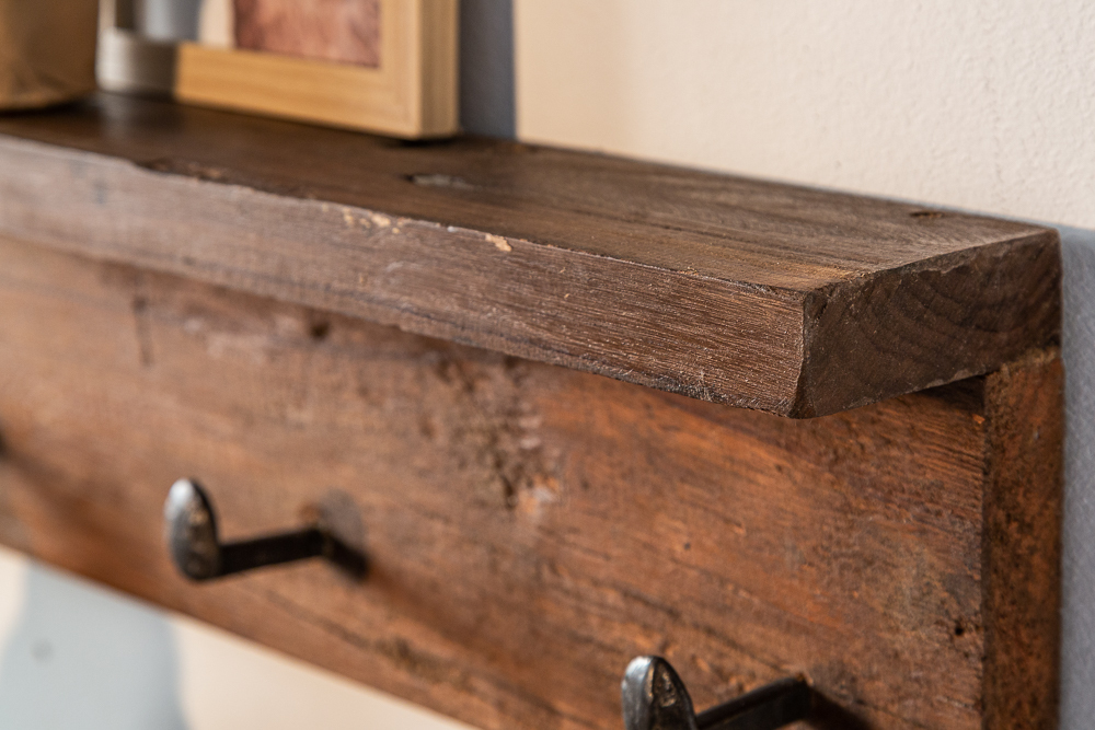 Massive Wandgarderobe HEMINGWAY 60cm natur recyceltes Teakholz mit Ablage