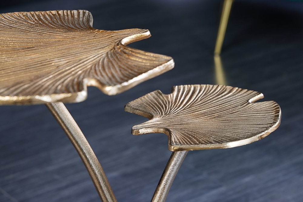 Dekorativer Beistelltisch GINKGO LEAFS 50cm gold handmade Metall