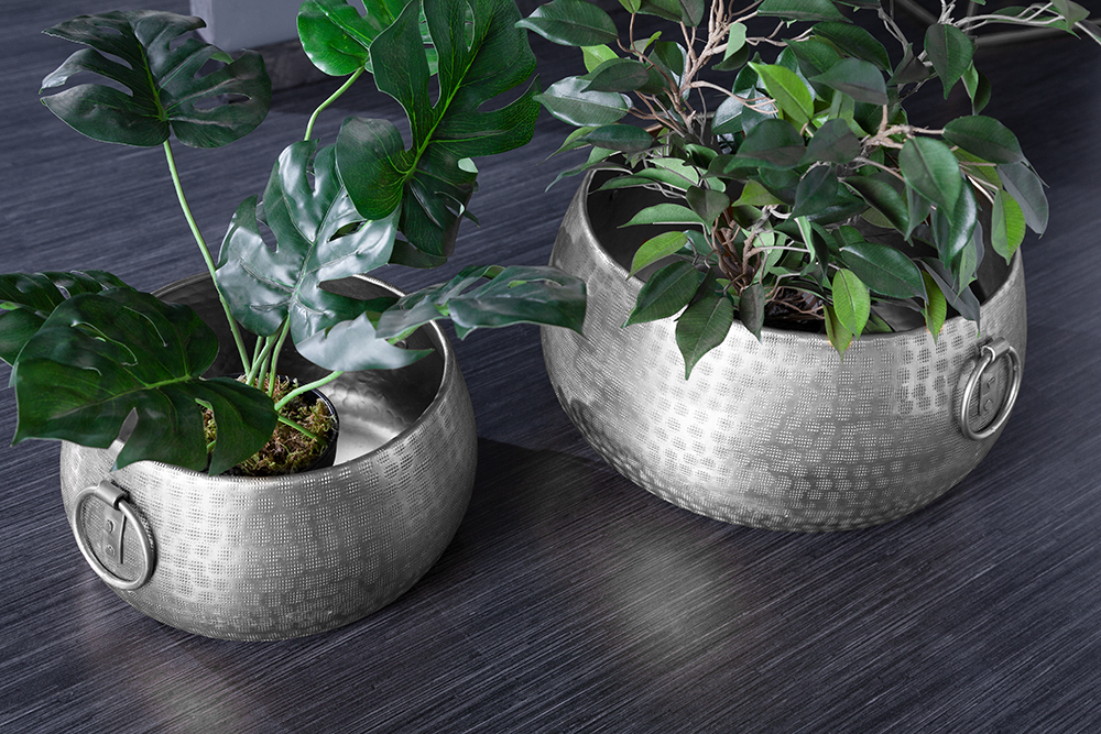 Handgefertigte Schalen 2er Set ORIENT silber Blumentopf im Hammerschlagdesign