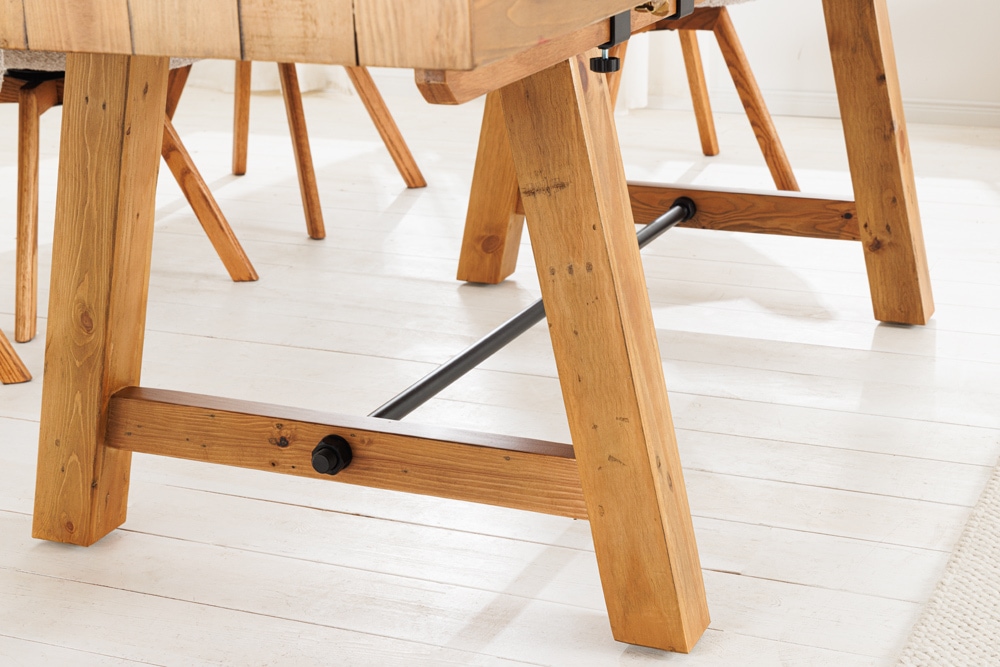 Massiver Esstisch FINCA 165-240cm vintage braun verlängerbar Pinienholz Bohlenoptik