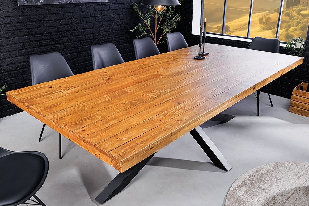Massivholz Esstisch GALAXIE 200cm vintage braun Pinie recycelt Industrial Design