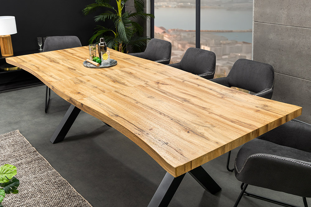 Ausziehbarer Esstisch WILD 160-200cm braun Wildeichen-Design schwarz Baumkante Ausziehbarer Esstisch WILD 160-200cm braun Wildeichen-Design schwarz Baumkante