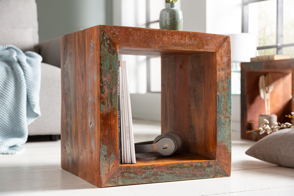 Massiver Beistelltisch JAKARTA 45cm bunt Cube aus recyceltem Holz Regal