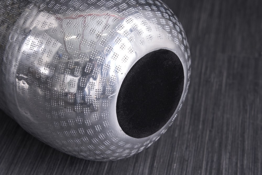 Elegante Vase ORIENT 50cm silber im Grid Hammerschlag Design