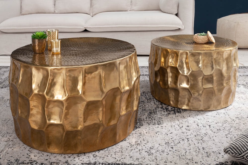 Runder Couchtisch ORGANIC ORIENT 55cm gold Metall Hammerschlag 3D-Design handmade