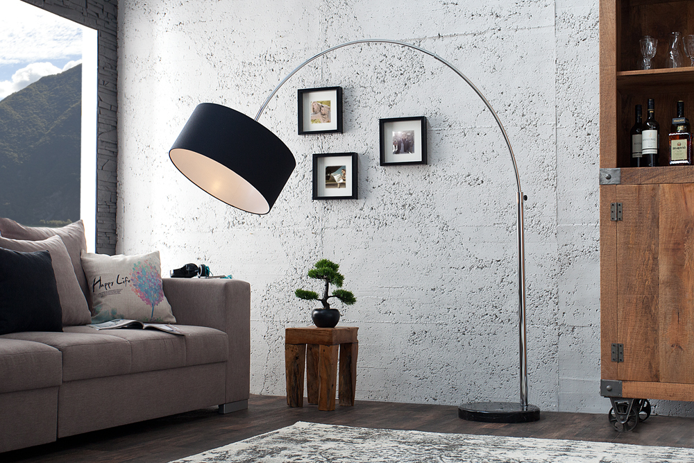 Ausziehbare Bogenlampe LOUNGE DEAL 170-200cm schwarz Leinenschirm Stehlampe