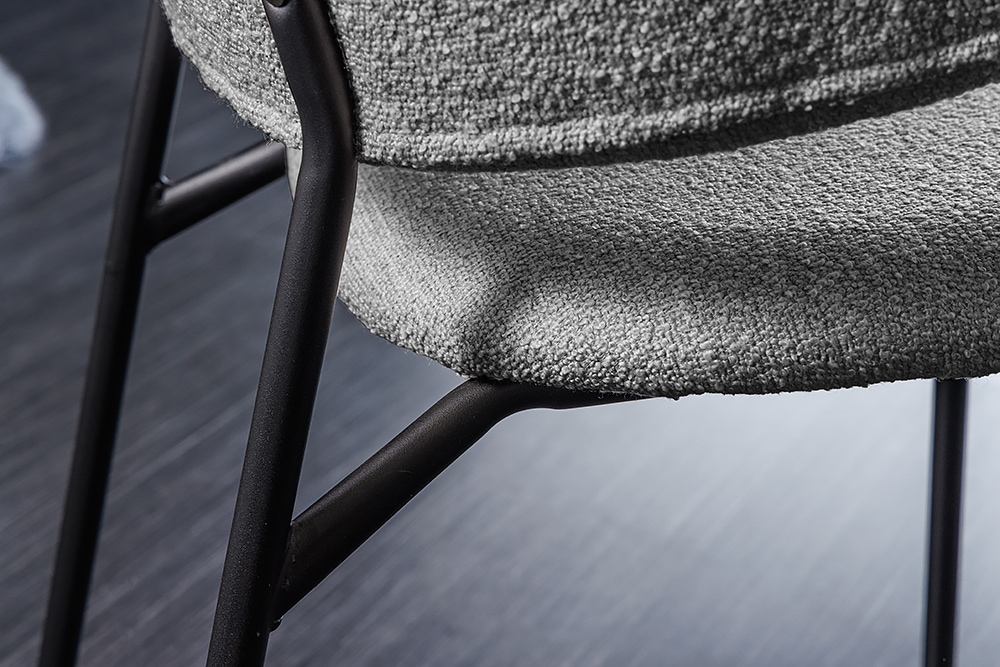 Design Stuhl VOGUE grau Bouclé schwarze Metallbeine