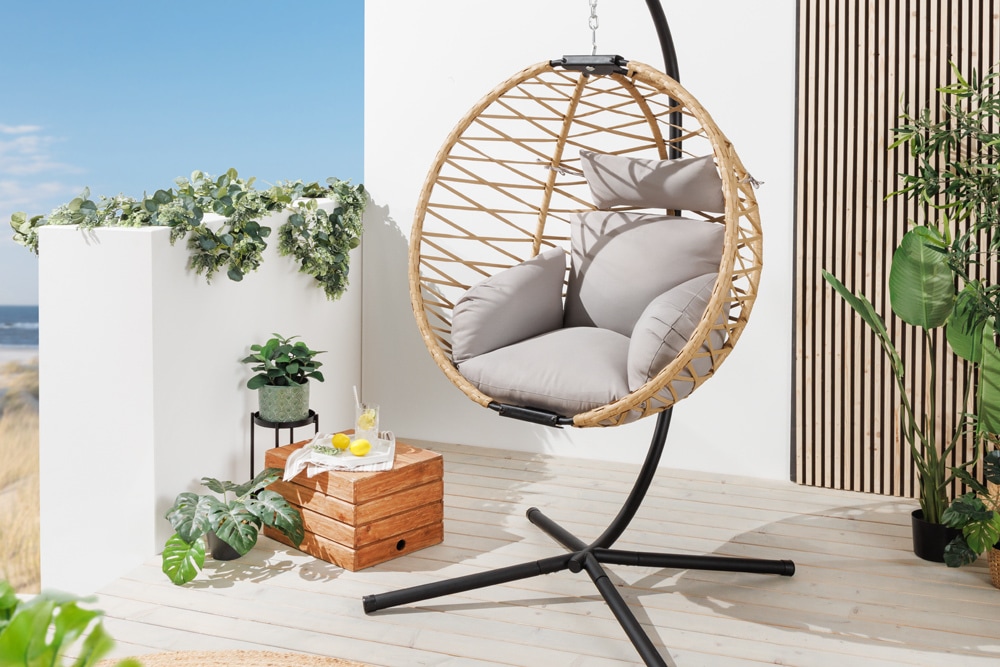 In- und Outdoor Hängesessel IBIZA natur beige Rattan mit Gestell wetterfest inkl. Kissen