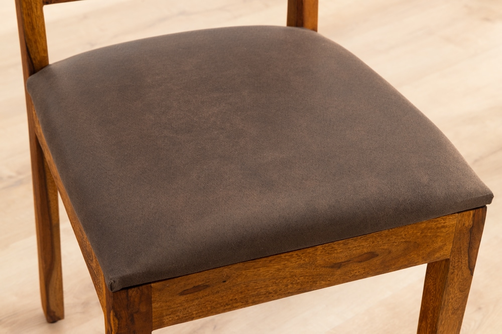 Massivholz Stuhl PURE braun stone finish antik braun Sheesham mit Microfaserstoffbezug