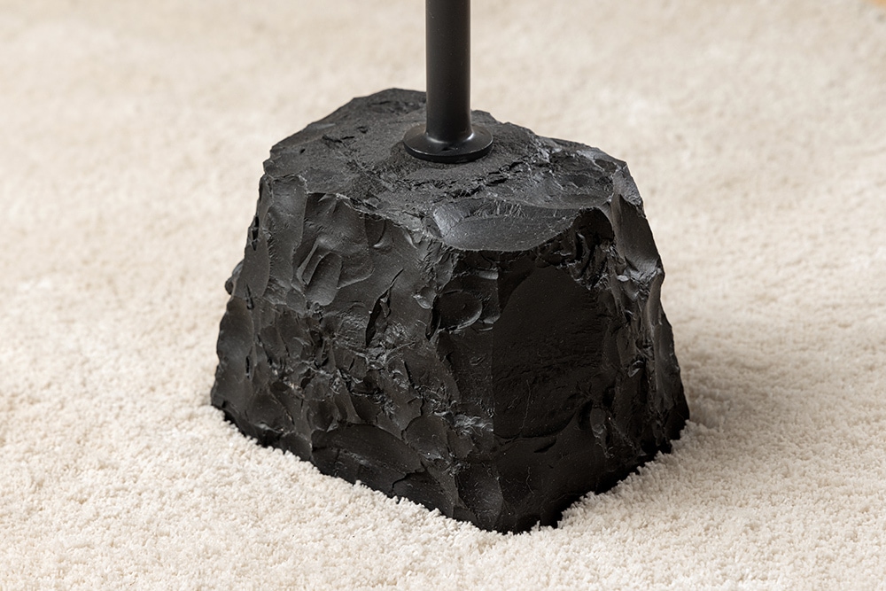Runder Beistelltisch TRAYFUL 55cm natur Mangoholz Massivholz Marmorfuß Metall schwarz