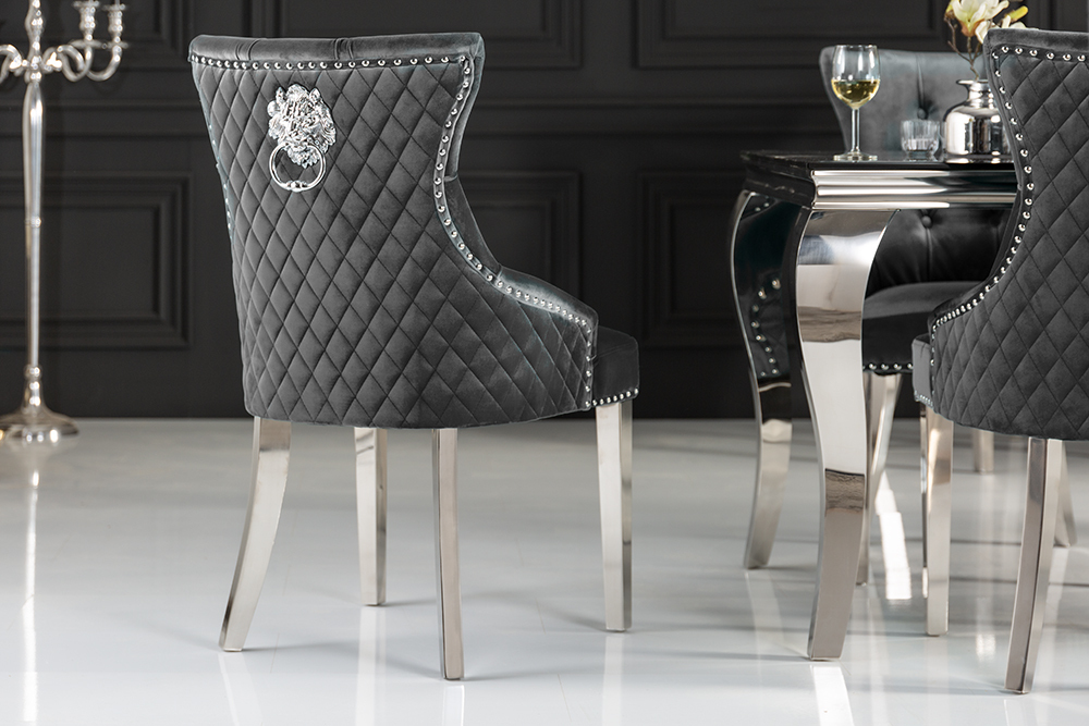 Eleganter Stuhl CASTLE DELUXE grau Samt Löwenkopf Chesterfield Design Esszimmerstuhl Nieten