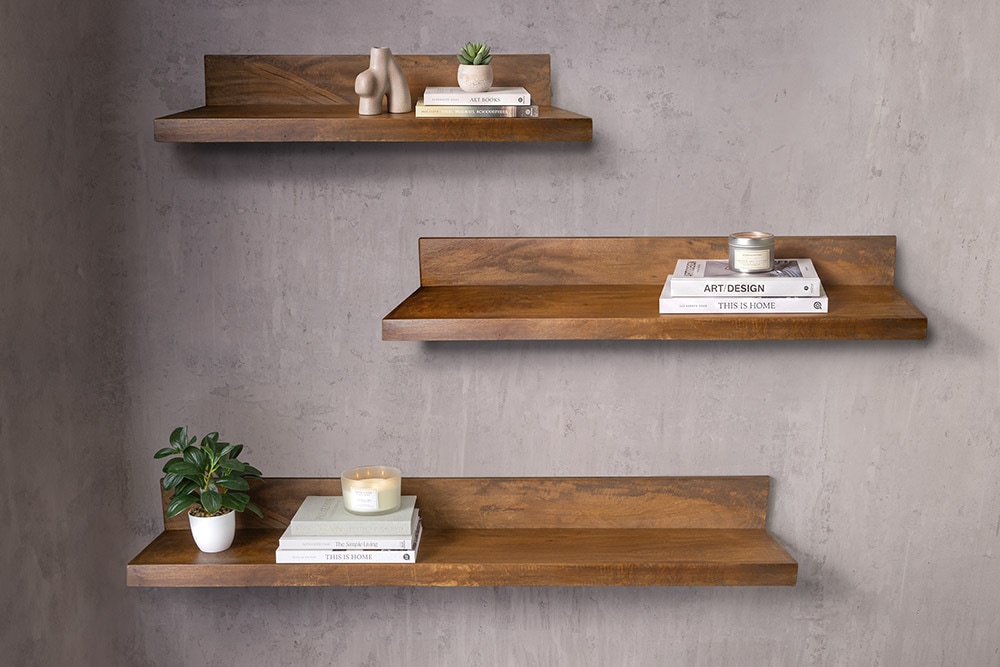 Massives Wandregal MAKASSAR 110cm braun Mangoholz honey finish handmade