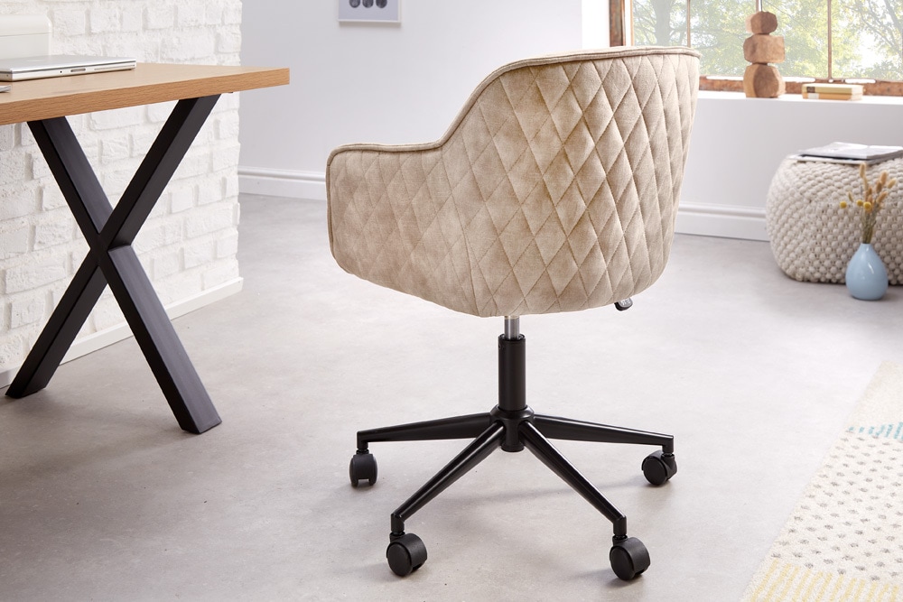 Höhenverstellbarer Design Bürostuhl EUPHORIA champagner greige Samt drehbar Ziersteppung