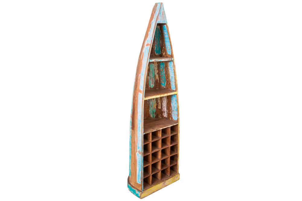 Dekoratives Bootsregal JAKARTA 190cm bunt Massivholz aus recycelten Fischerbooten Weinregal