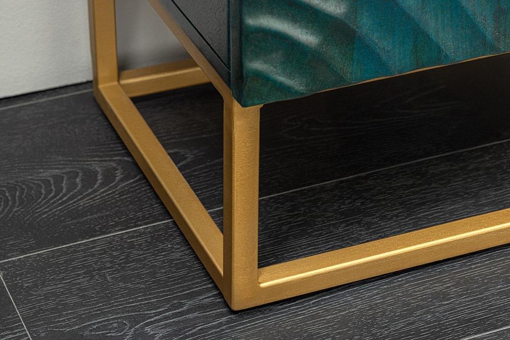 Massives Highboard SCORPION 120cm türkis Mangoholz mit 3D Schnitzereien gold Metall