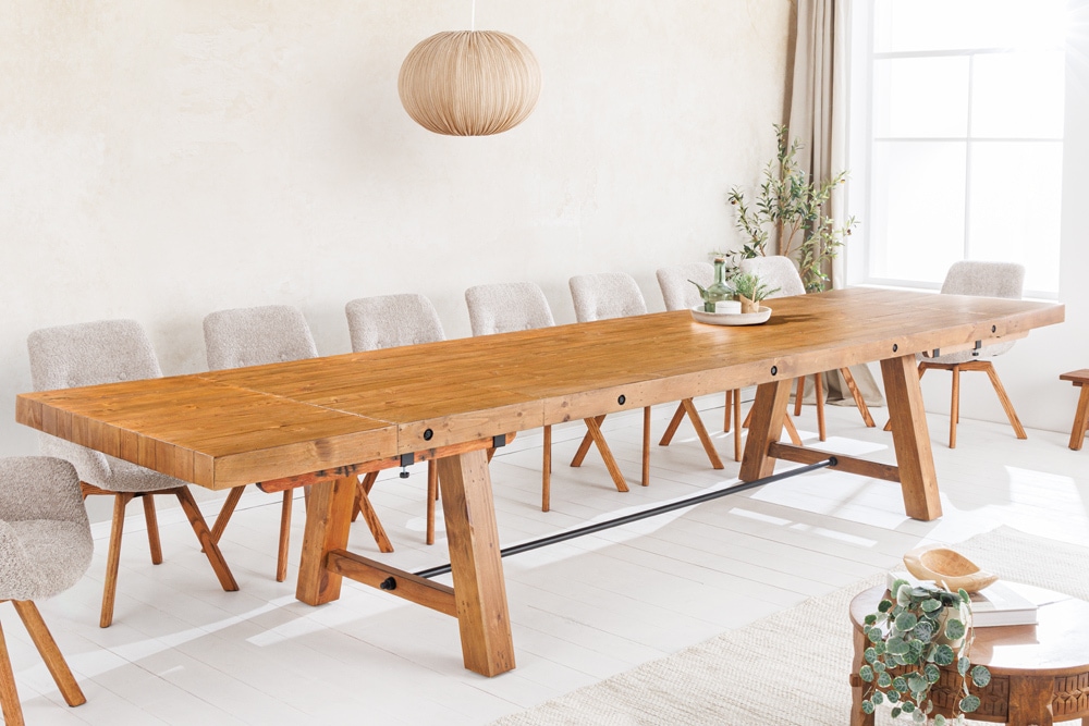 Massiver Esstisch FINCA 300-400cm vintage braun verlängerbar Pinienholz Bohlenoptik