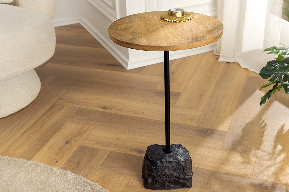 Runder Beistelltisch TRAYFUL 55cm natur Mangoholz Massivholz Marmorfuß Metall schwarz