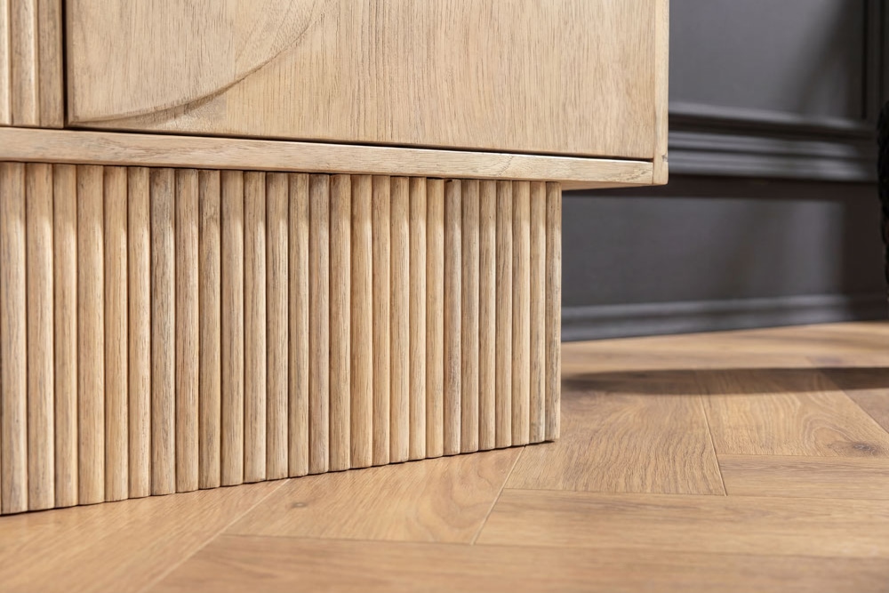 Massiver Barschrank ART DECO 140cm weiß gekälkt Mangoholz 3D-Front Highboard