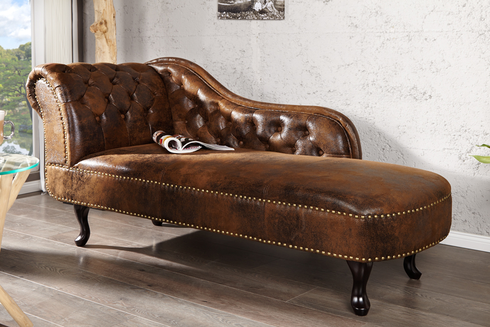 Chesterfield Récamière 170cm antik braun mit Knopfheftung und Nietenbesatz